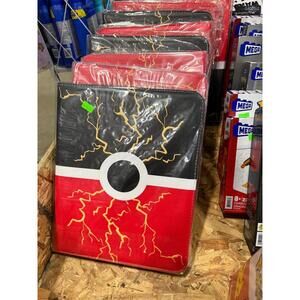 Pokemon card binder -900 cards, 50 removable sleeves